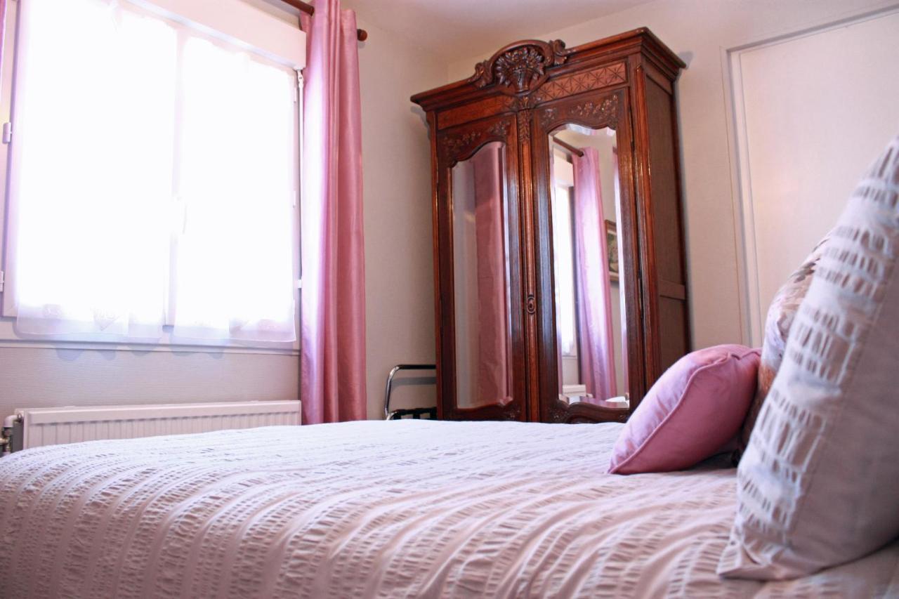 Les Camelias Bed and Breakfast Binic Esterno foto