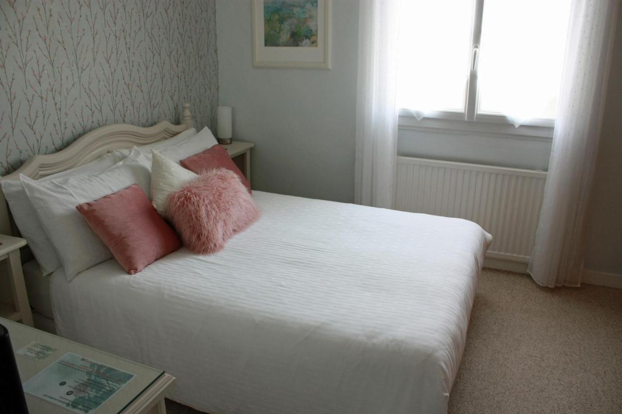 Les Camelias Bed and Breakfast Binic Esterno foto
