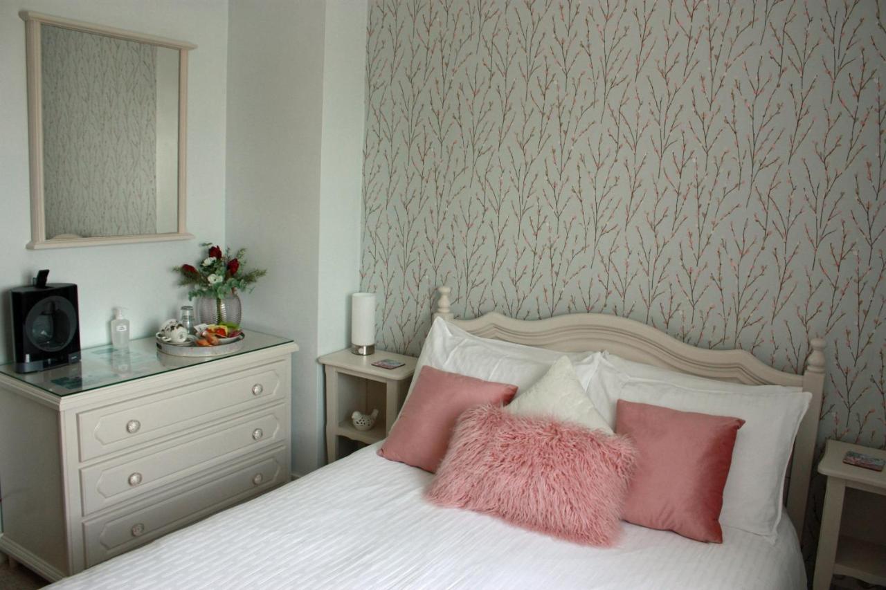 Les Camelias Bed and Breakfast Binic Esterno foto
