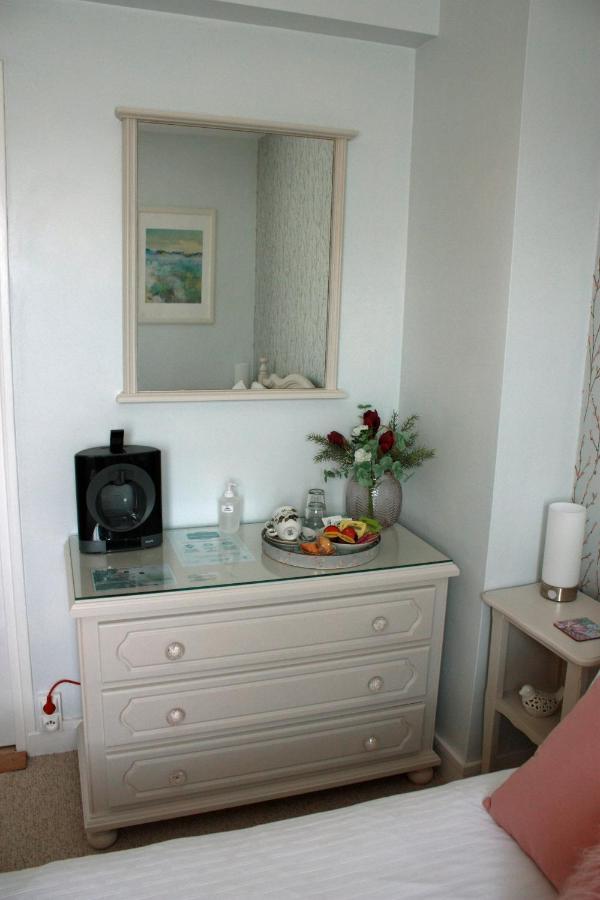 Les Camelias Bed and Breakfast Binic Esterno foto