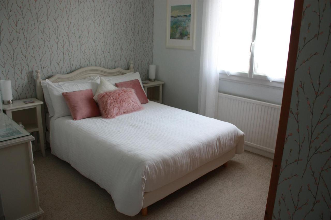 Les Camelias Bed and Breakfast Binic Esterno foto