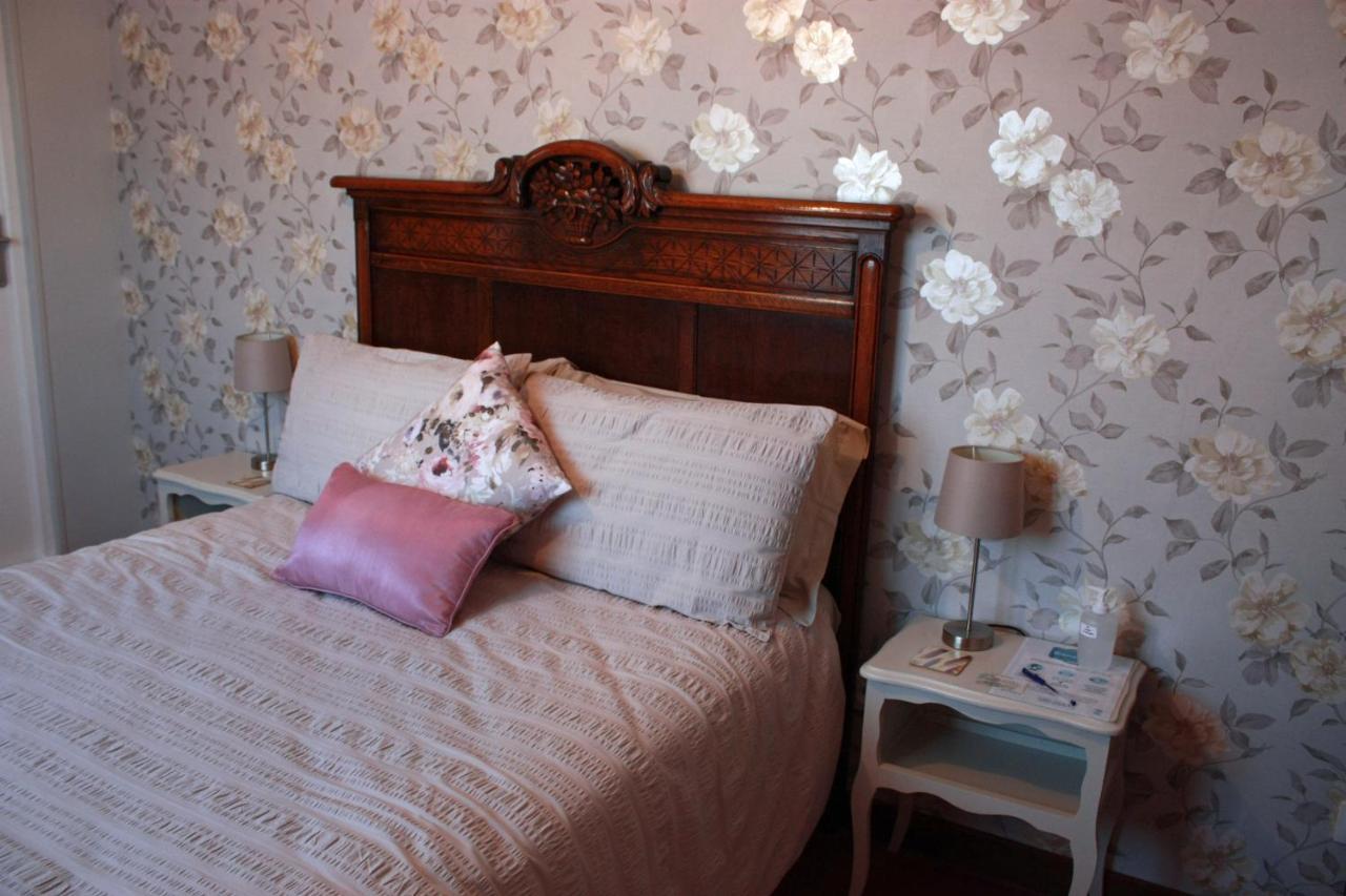 Les Camelias Bed and Breakfast Binic Esterno foto