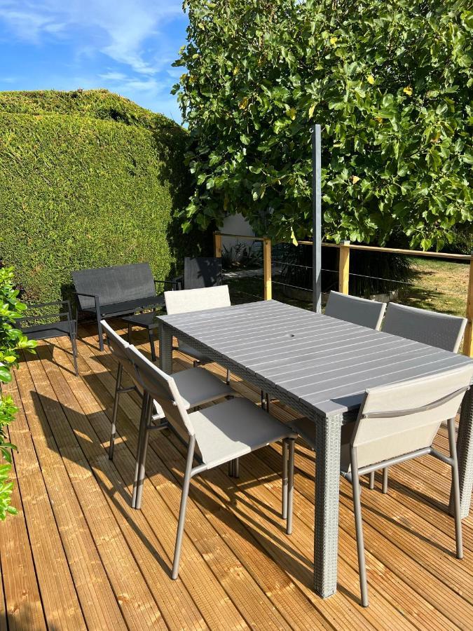 Les Camelias Bed and Breakfast Binic Esterno foto